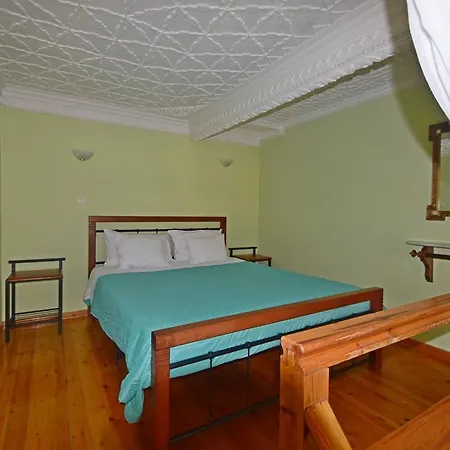 Apartment Erato