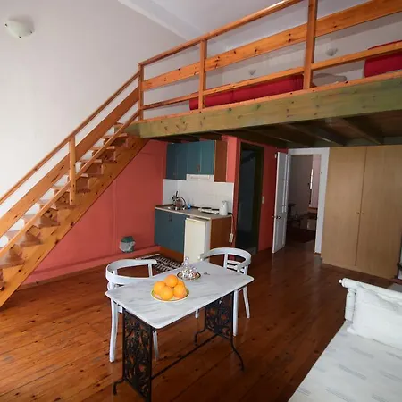 Erato Suites Daire